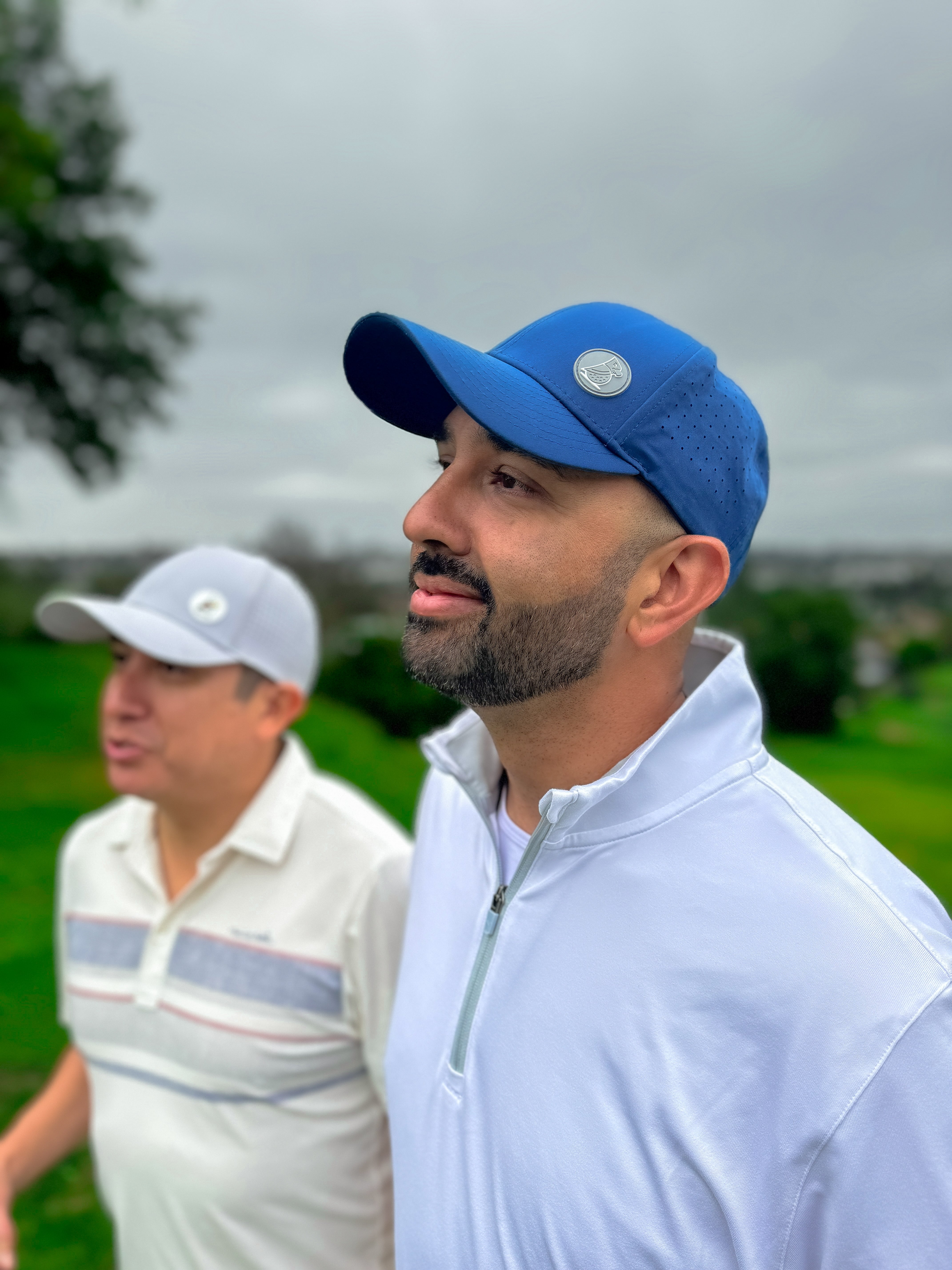 Golfer wearing an Eager Eagle Golf hat