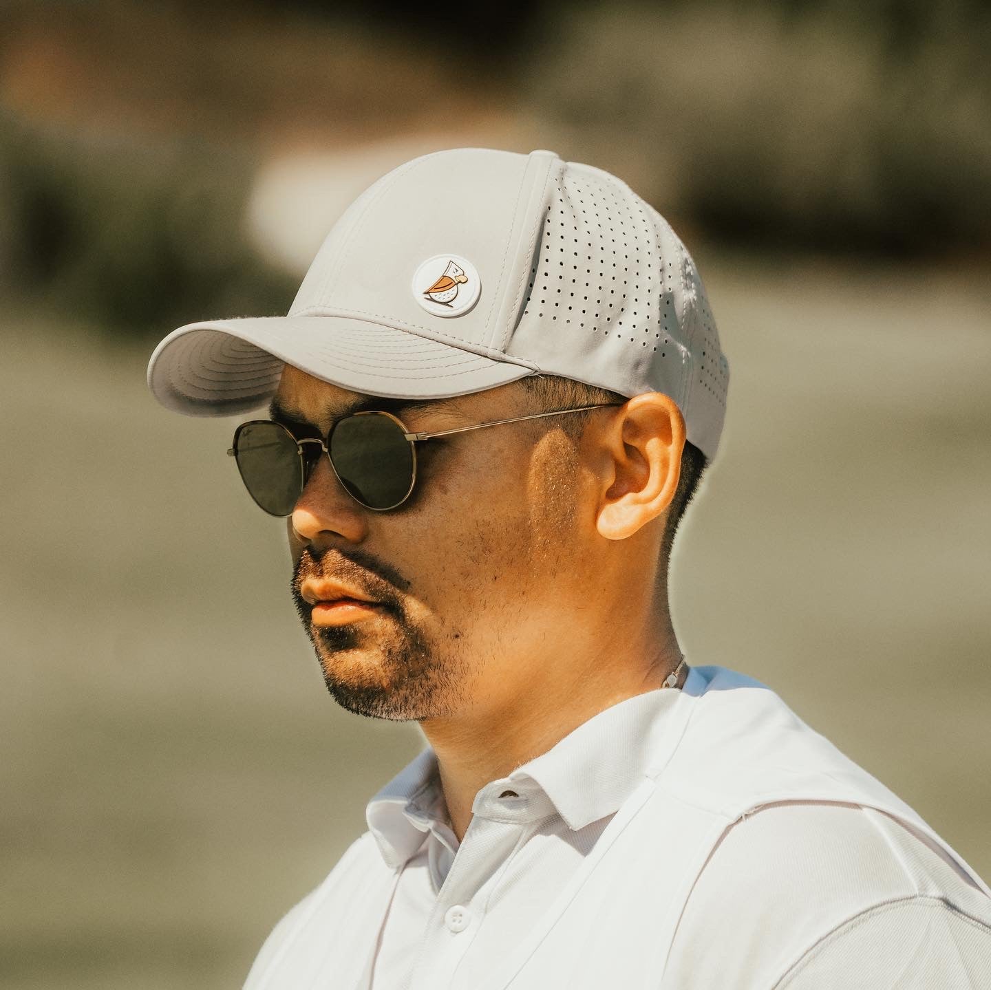 Golfer wearing an Eager Eagle Golf hat
